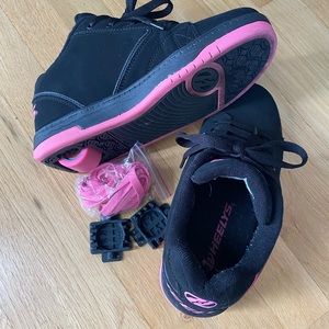 Heels USA YTH size 6